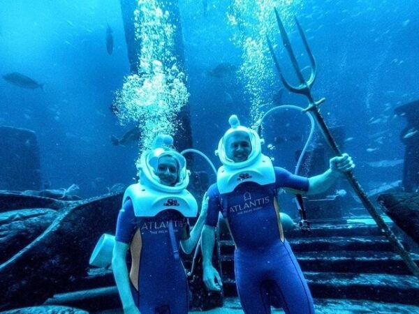 Atlantis Aquarium Dive: Scuba Diving in The Lost Chambers (65,000 Marine Animals)