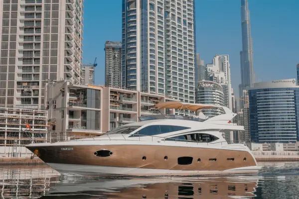 80 ft Luxury Yacht Rental in Dubai